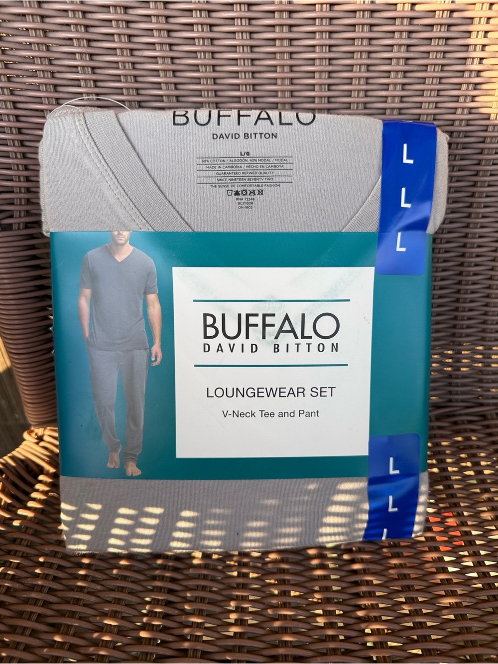 NWT Buffalo David Bitton Men's Light Gray V-Neck Loungewear Set